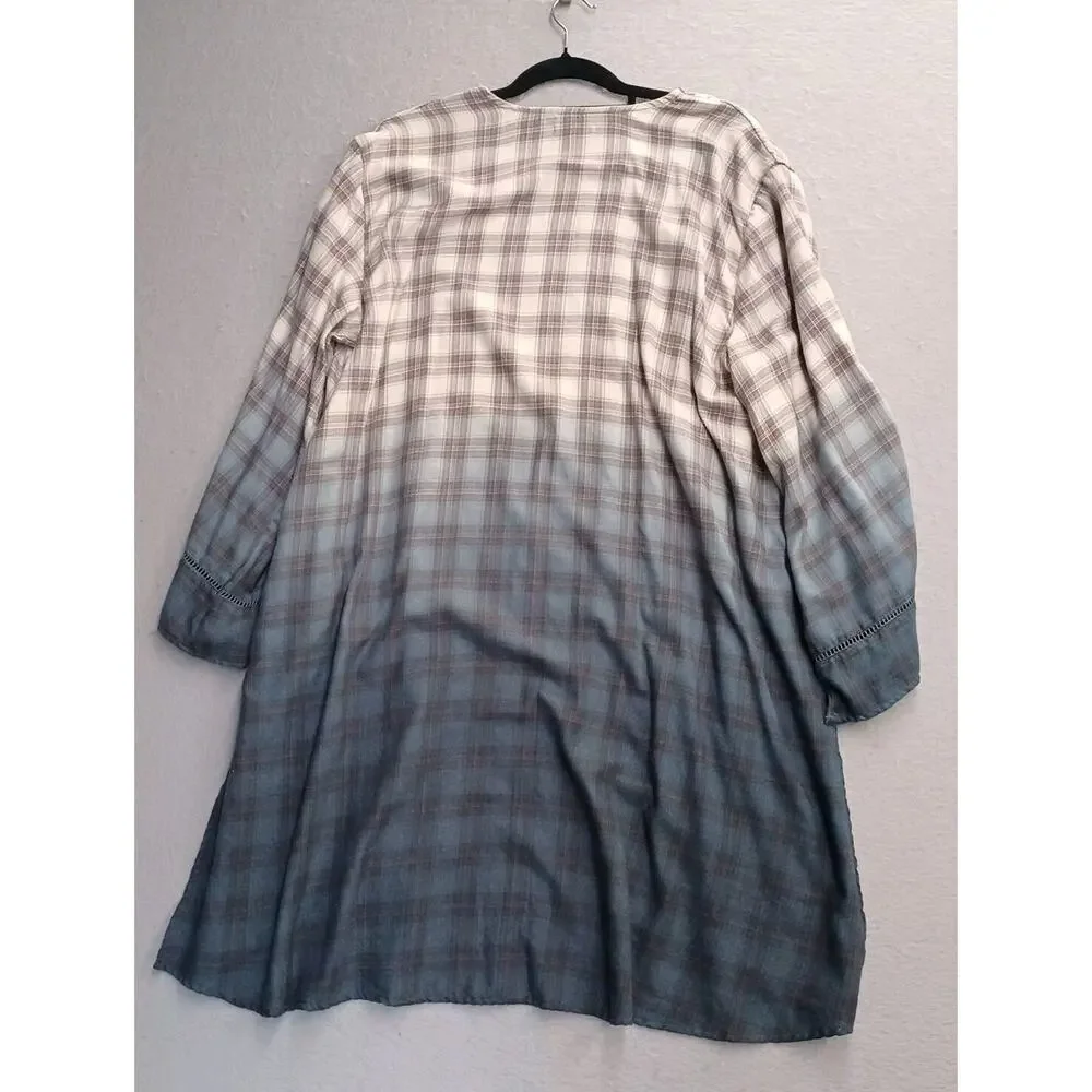 Maurices Ombre Plaid Cardigan Women's Size 1X Gray Blue Soft Lightweight Topper